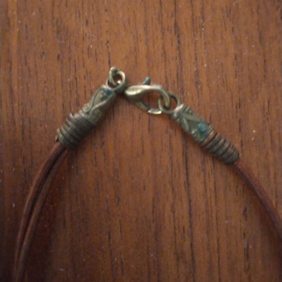 Beautiful necless - Picture 2 of 4